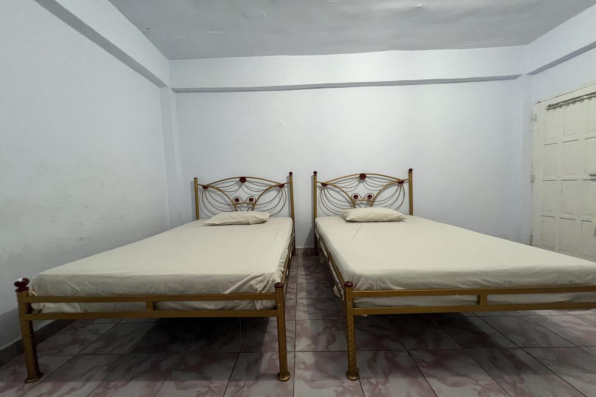 Lalabata Oyo 91757 Surya Hotelneartaman Anggrek Pkk Watansoppeng מראה חיצוני תמונה