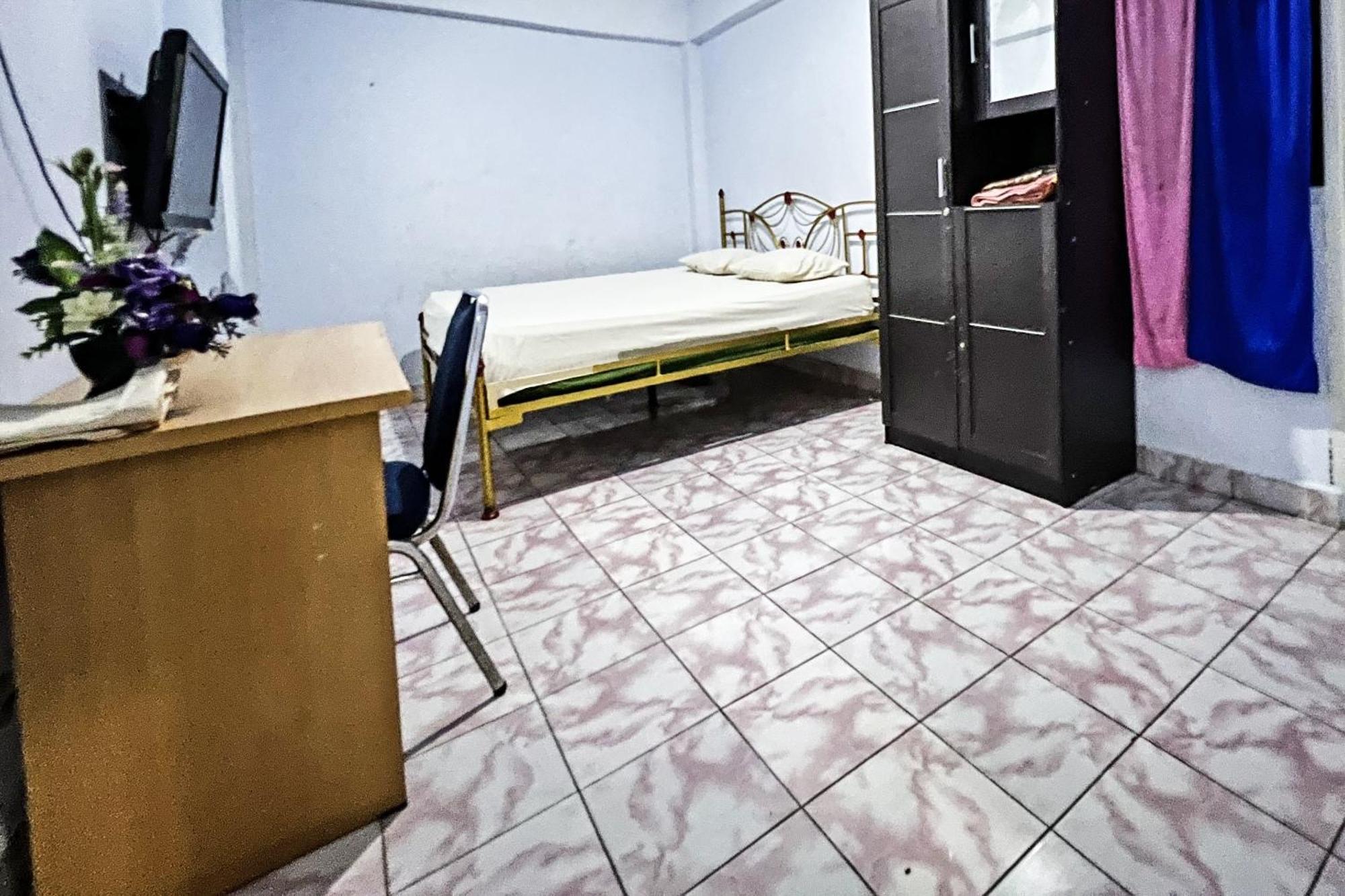 Lalabata Oyo 91757 Surya Hotelneartaman Anggrek Pkk Watansoppeng מראה חיצוני תמונה