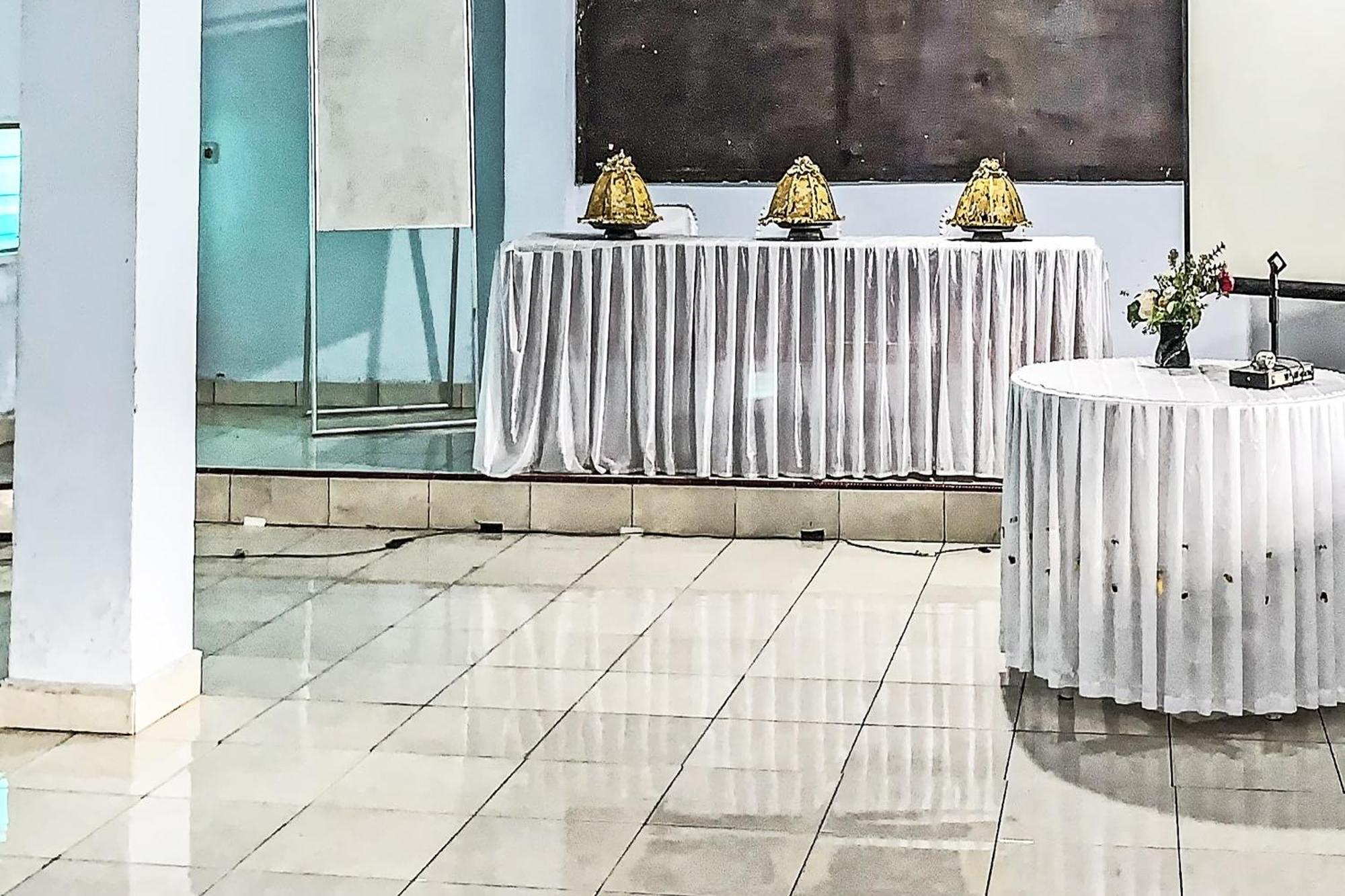 Lalabata Oyo 91757 Surya Hotelneartaman Anggrek Pkk Watansoppeng מראה חיצוני תמונה